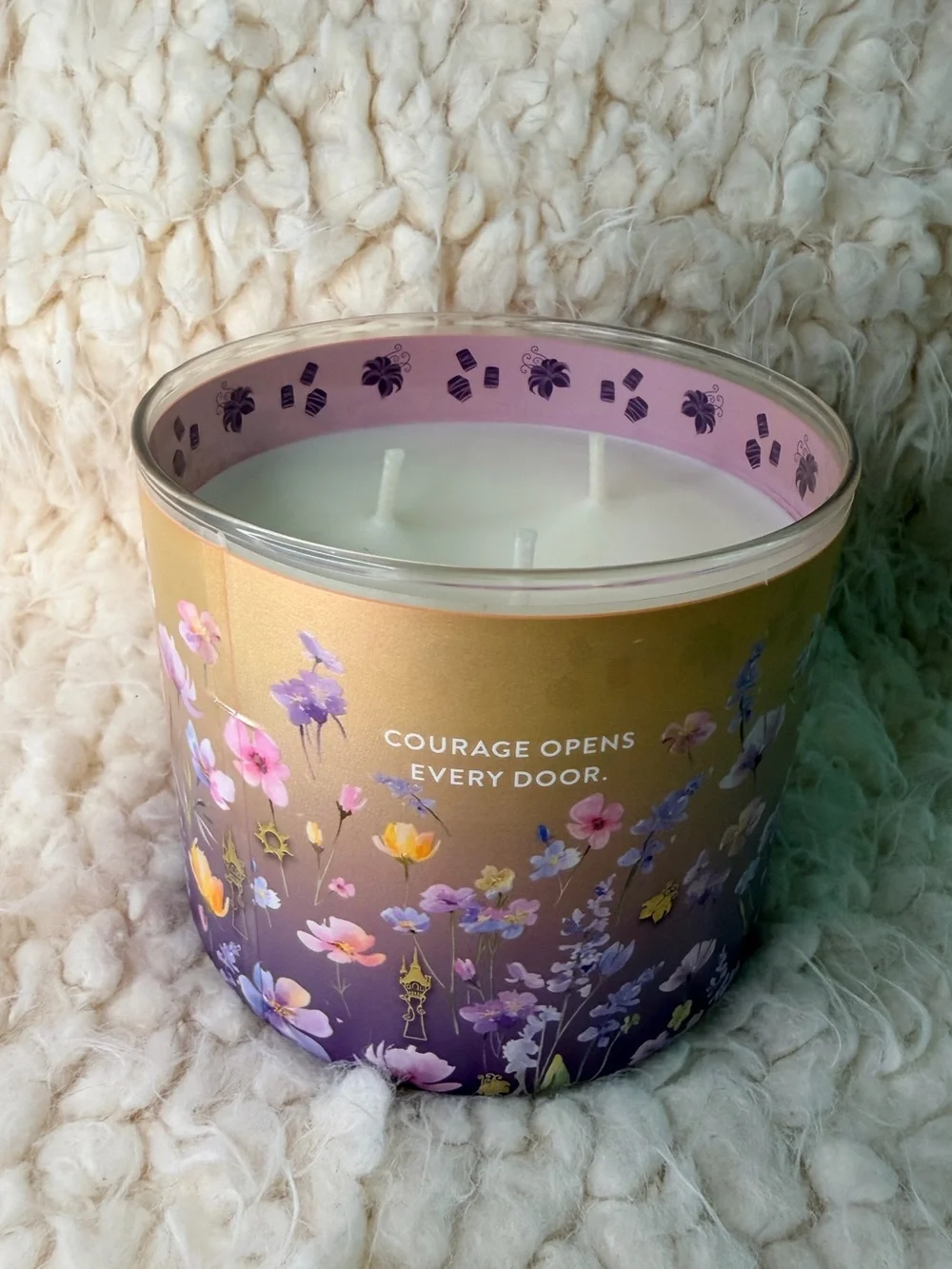 NWT Bath & Body Works Disney Princess Rapunzel 3-Wick Candle Limited Edition